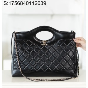 [JD] 샤넬 24S 금장 31백 미듐 30*36*9cm 블랙 CHANEL