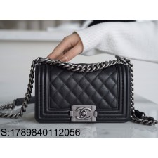 [JD] 샤넬 보이 빈티지 은장 캐비어 플랩백 12*20*8.5cm 블랙 스몰 CHANEL