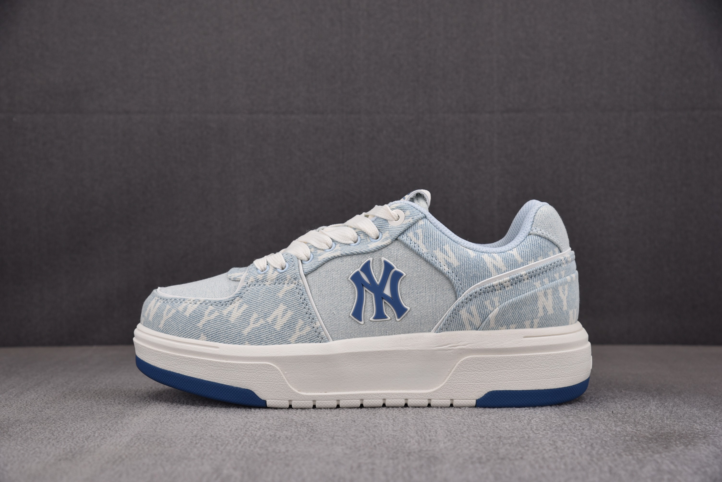 MLB Chunky Liner Denim Classic Monogram New York Yankees 天空蓝 3ASXCDC4N-50SBS 엠엘비