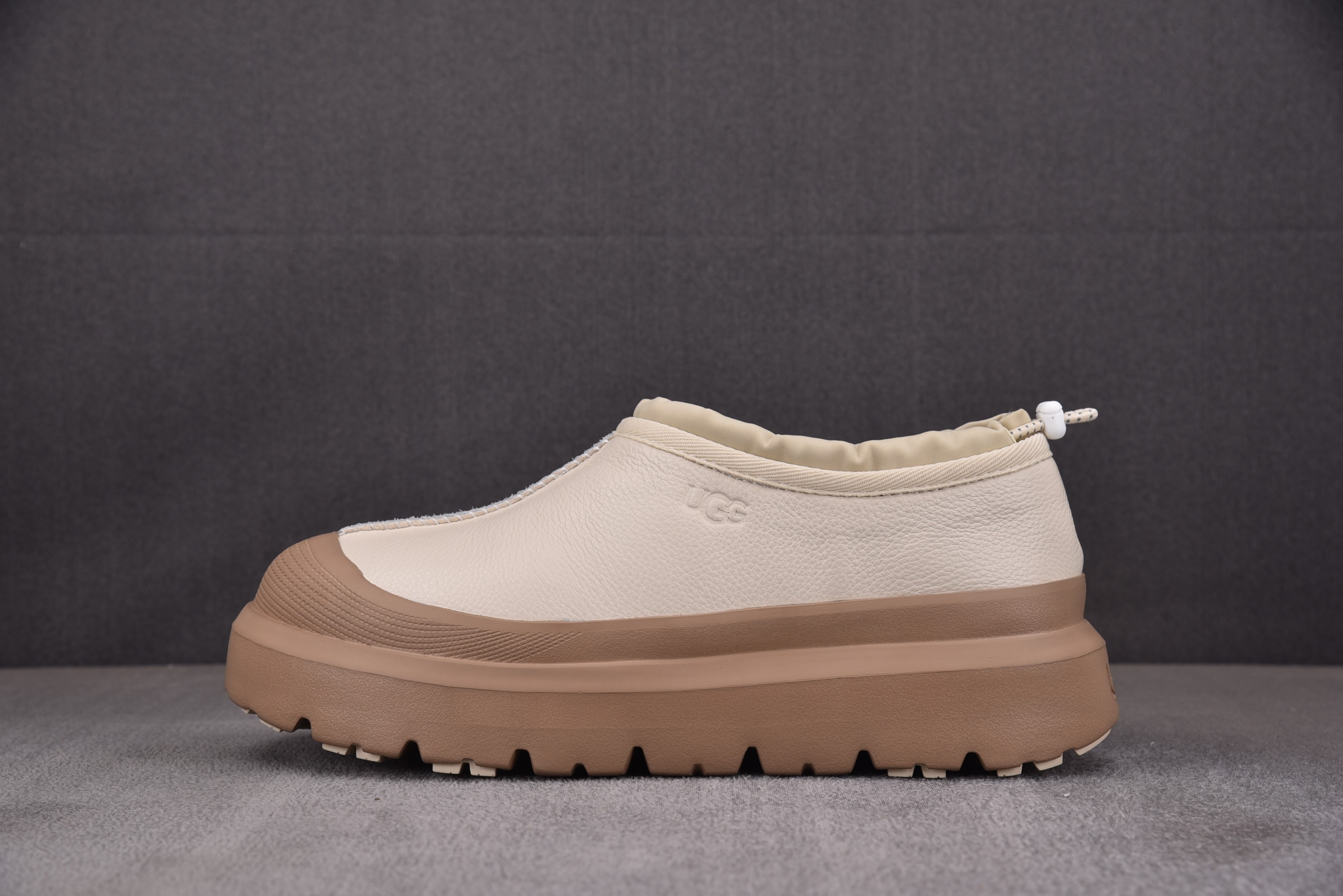 UGG Tasman Weather Hybrid Slipper Birch White Pepper 우드 화이트 1158351-BHTP 어그