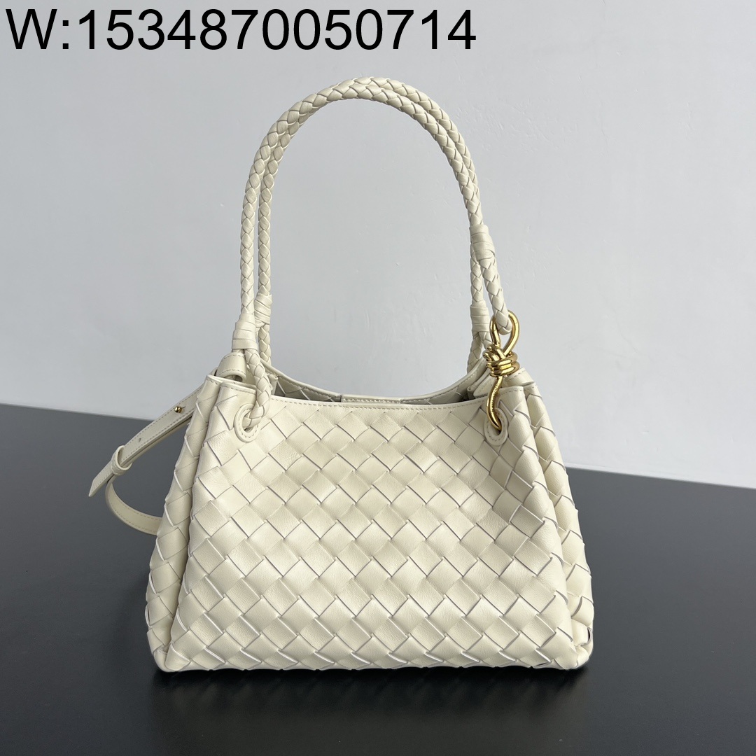 징 팩토리 보테가베네타 파라슈트 835921 29.5*18.5*17.5cm 크림
