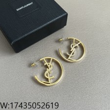 AGG 생로랑 큐빅 로고 귀걸이 골드