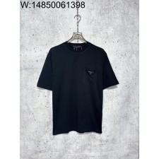 [사슬공장] 프라다 24SS 세모 모노그램 베이직 반팔티 블랙