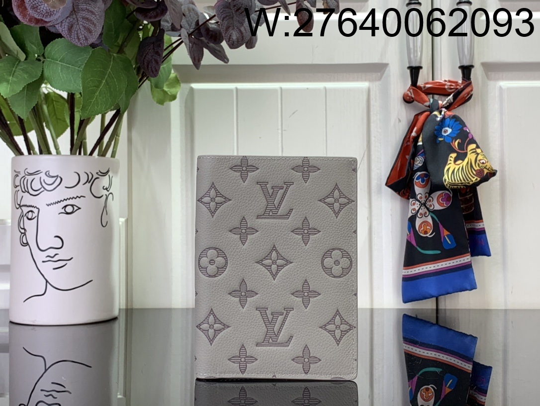 [88factory] 루이비통 패스포트 커버 여권지갑 그레이 M14798 14*2.5*10cm
