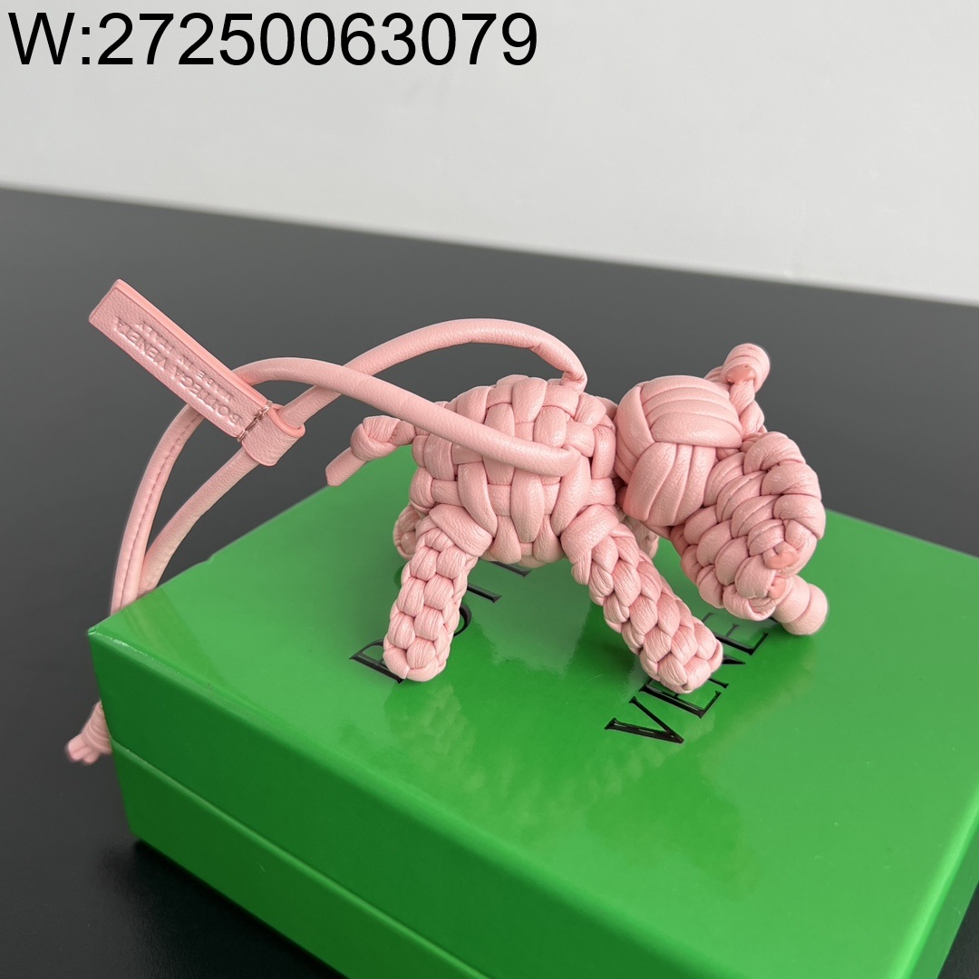 징 팩토리 보테가베네타 엘리펀트 참 로즈 826830 10*7.5*6*5cm