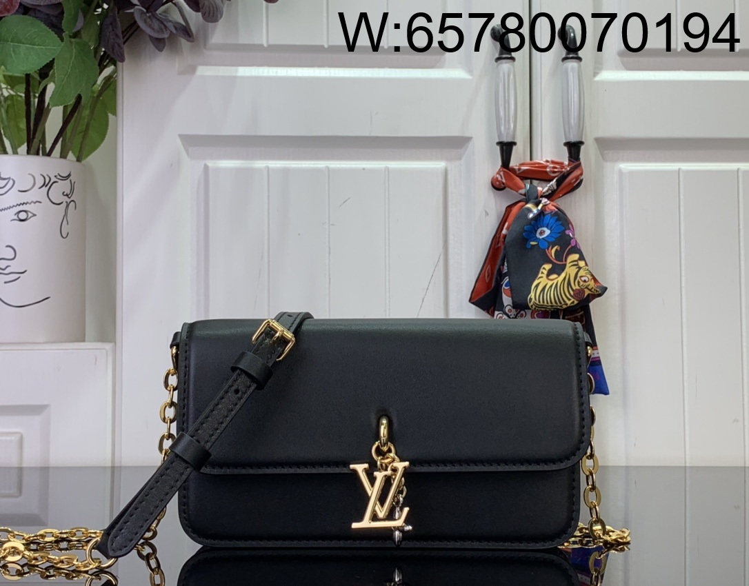 [88factory] 루이비통 월릿 온 체인 LV 블룸 M14564 11.5*4*20cm 블랙