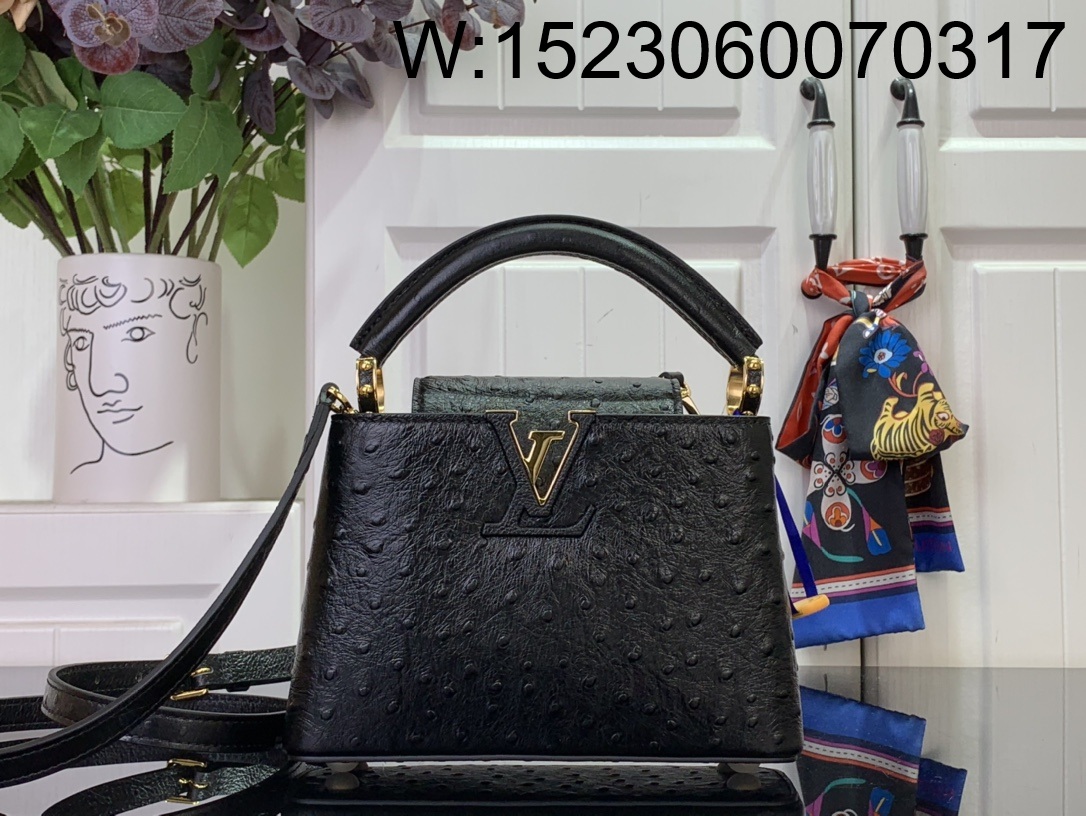 [88factory] 루이비통 카퓌신 미니 타조무늬 21*14*8cm M94227 블랙