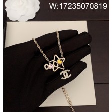 AGG 샤넬 큐빅 CC로고 멀티컬러 별 목걸이