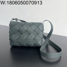 징 팩토리 보테가베네타 디아고 795637 22.5*16.5*5.5cm 회녹색