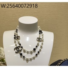 AGG 샤넬 검정 CC로고 롱 배색 진주 목걸이 블랙 화이트