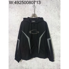 [사슬공장] 발렌시아가 SS25 캐쥬얼 루즈핏 바람막이 블랙