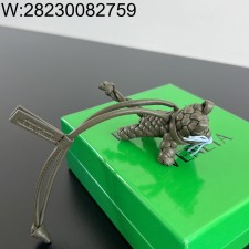 징 팩토리 보테가베네타 캣 참 835969 8.5*4.5*6cm  초록색