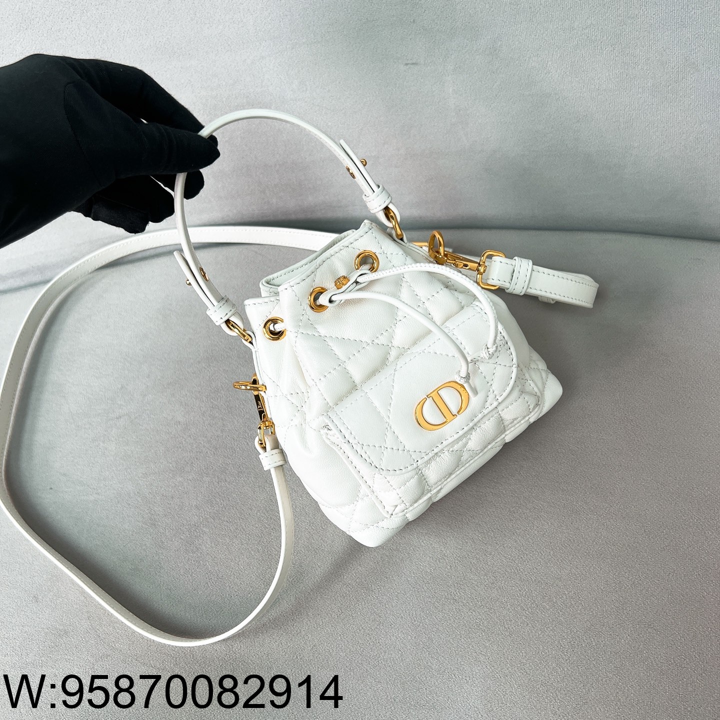 [JHL] 디올 카로 버킷백 나노 매크로까나쥬 화이트 14*15*7cm S5250UNOZ M030
