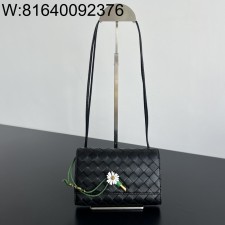 징 팩토리 보테가베네타 안디아모 데이지 파우치 838870 19*13*2cm 블랙