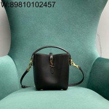 Pomegrante 생로랑 유광 가죽 소재의 LE 37 미니백 765870 15*6*13cm 블랙