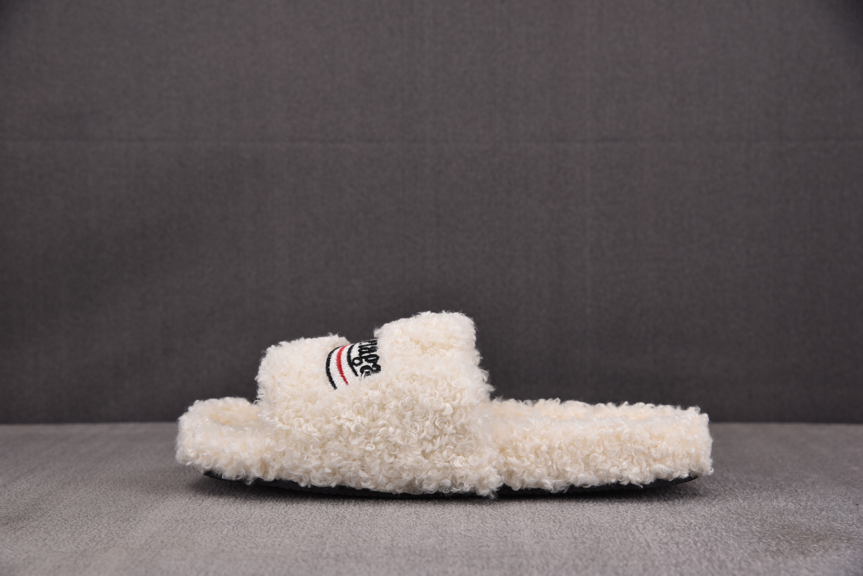 【GD】발렌시아가 퍼 슬리퍼 블랙