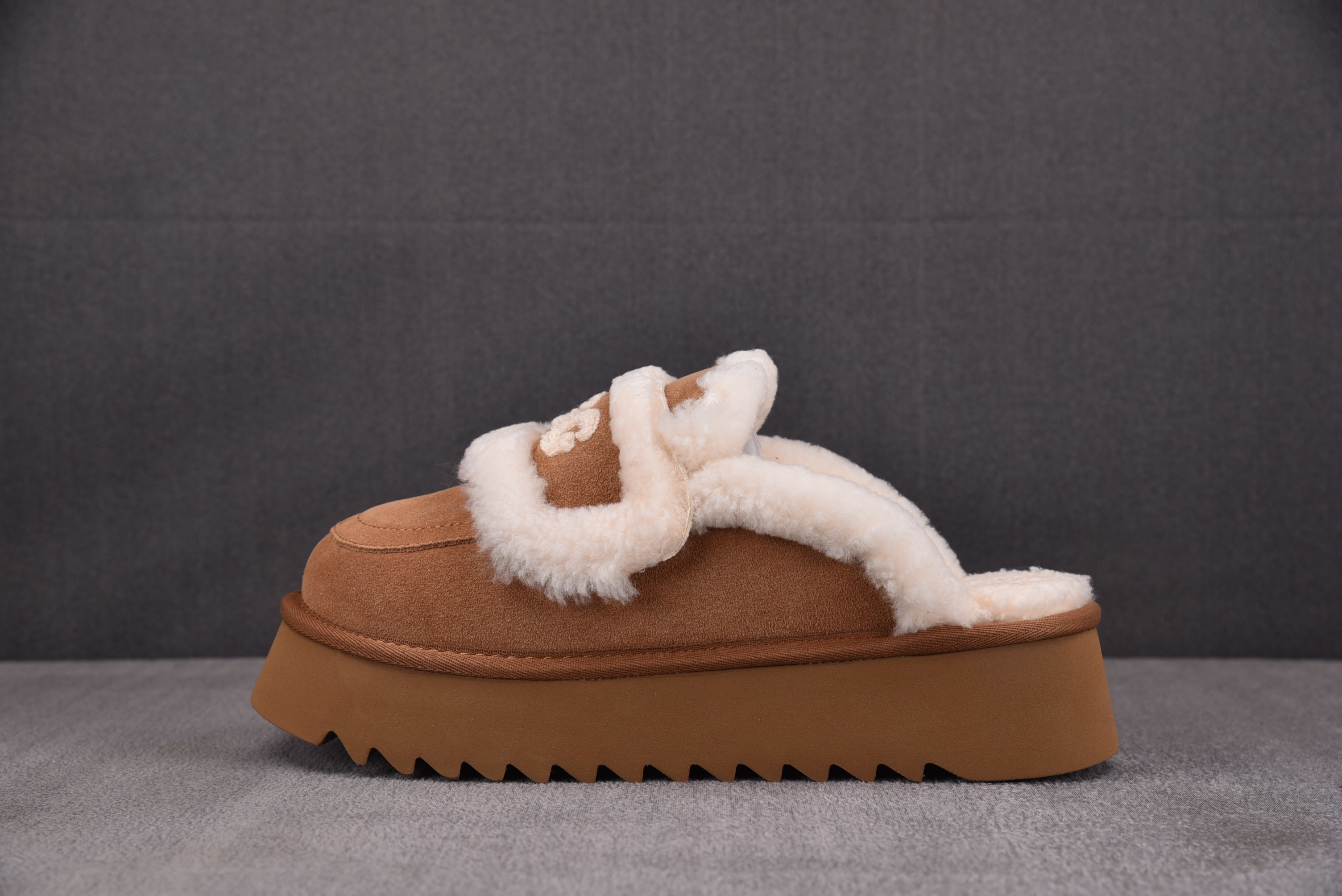 어그 스쿠페트 밤색 50829-CHE