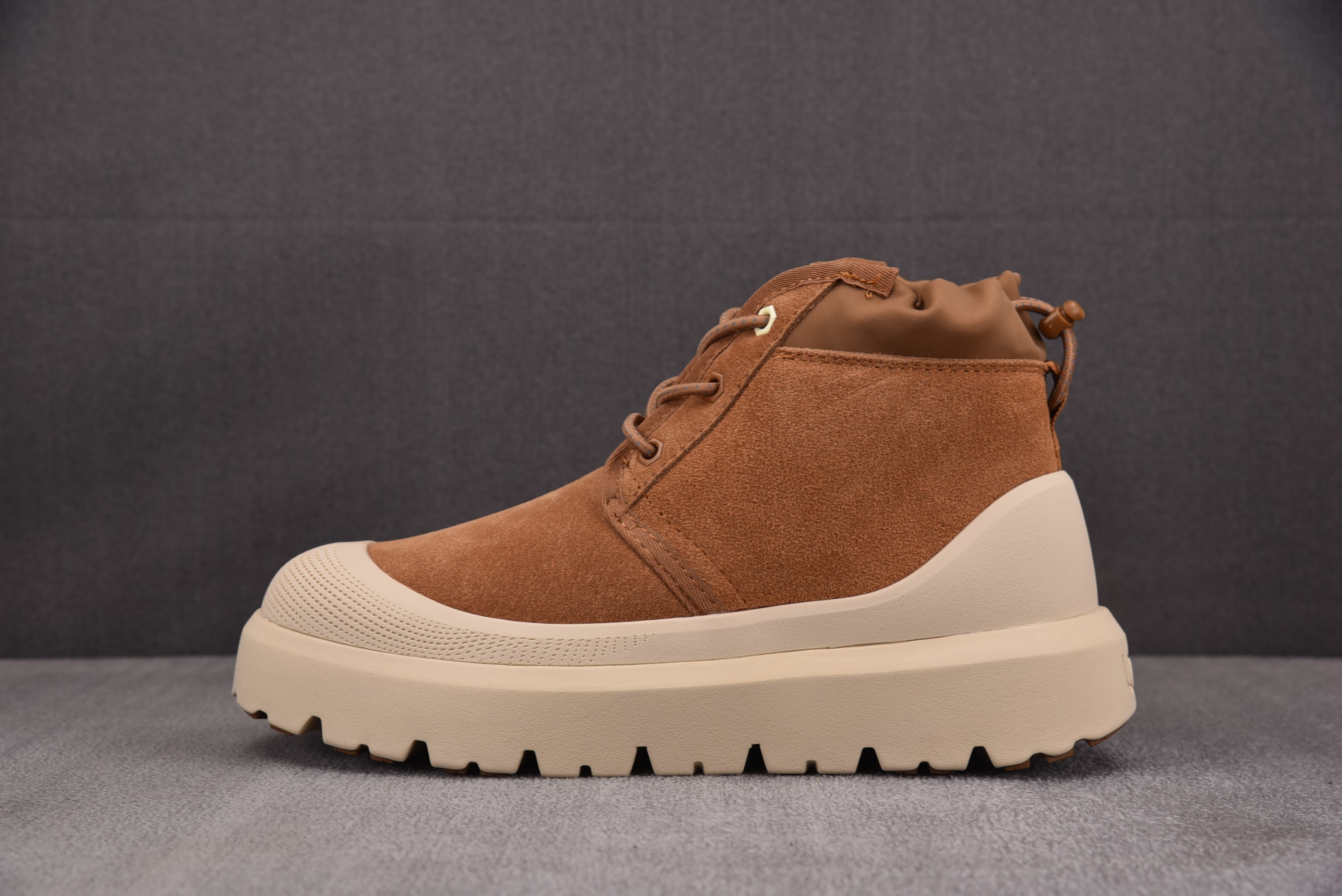 어그 뉴멜 웨더 하이브리드 브라운 베이지 1143991-CWTC