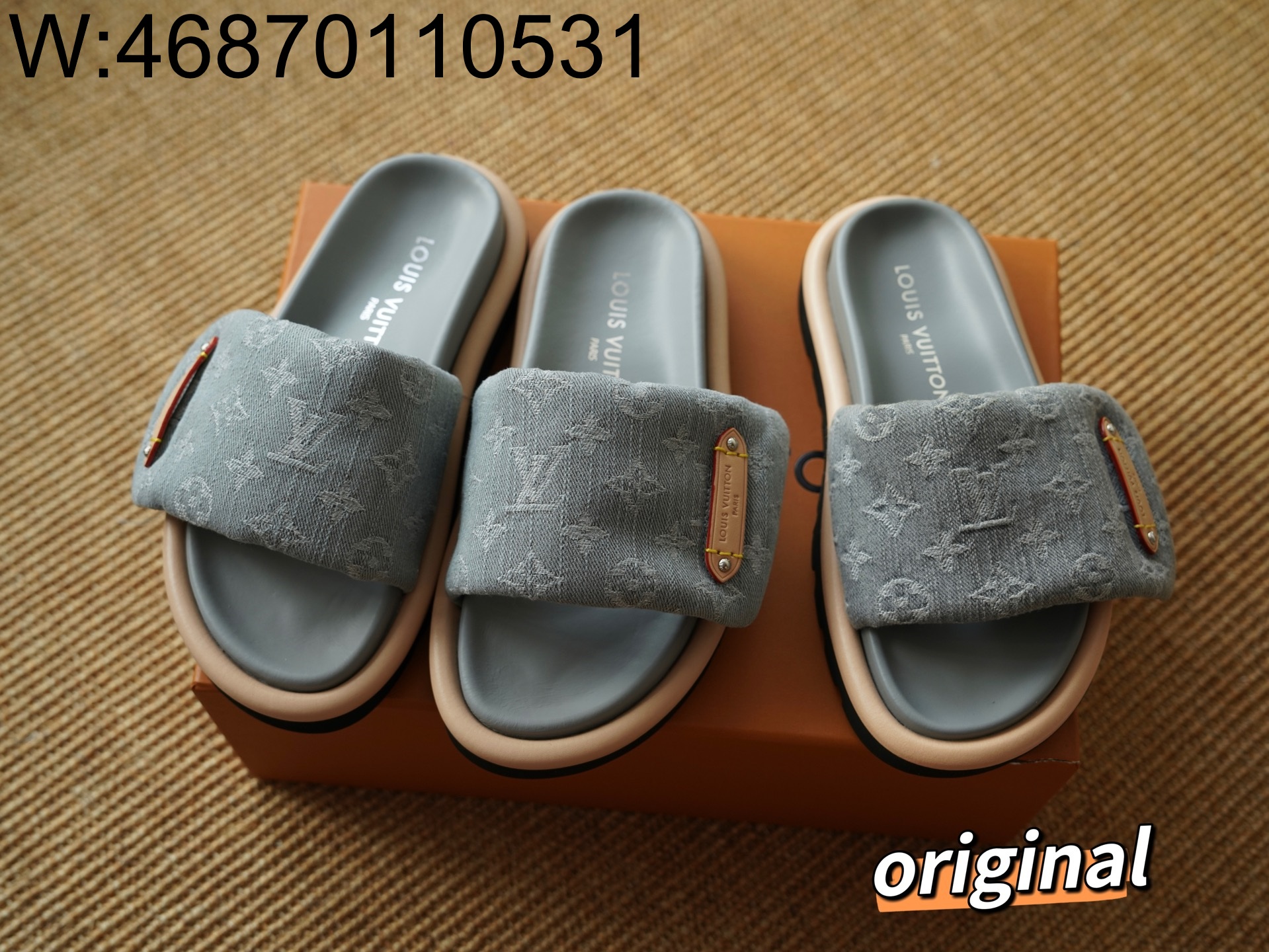 [LP공장] 루이비통 풀 필로우 플랫 컴포트 뮬 슬리퍼 그레이