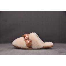 UGG MAXI 맥시 양털 슬리퍼...
