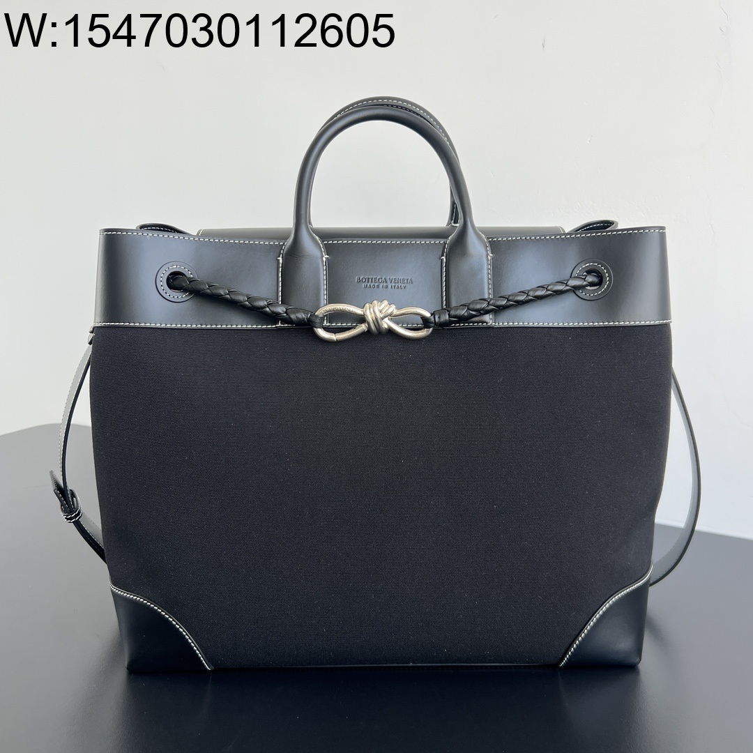 징 팩토리 보테가베네타 안디아모 보이저 827066 43*39*20cm 블랙