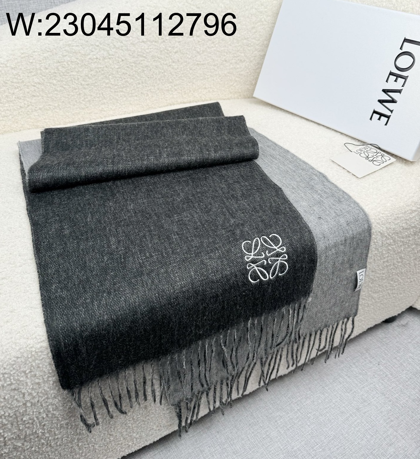 AGG 로에베 베이직 로고 태슬 스카프 30*180cm 그레이 캐시미어 50% 양털 50%