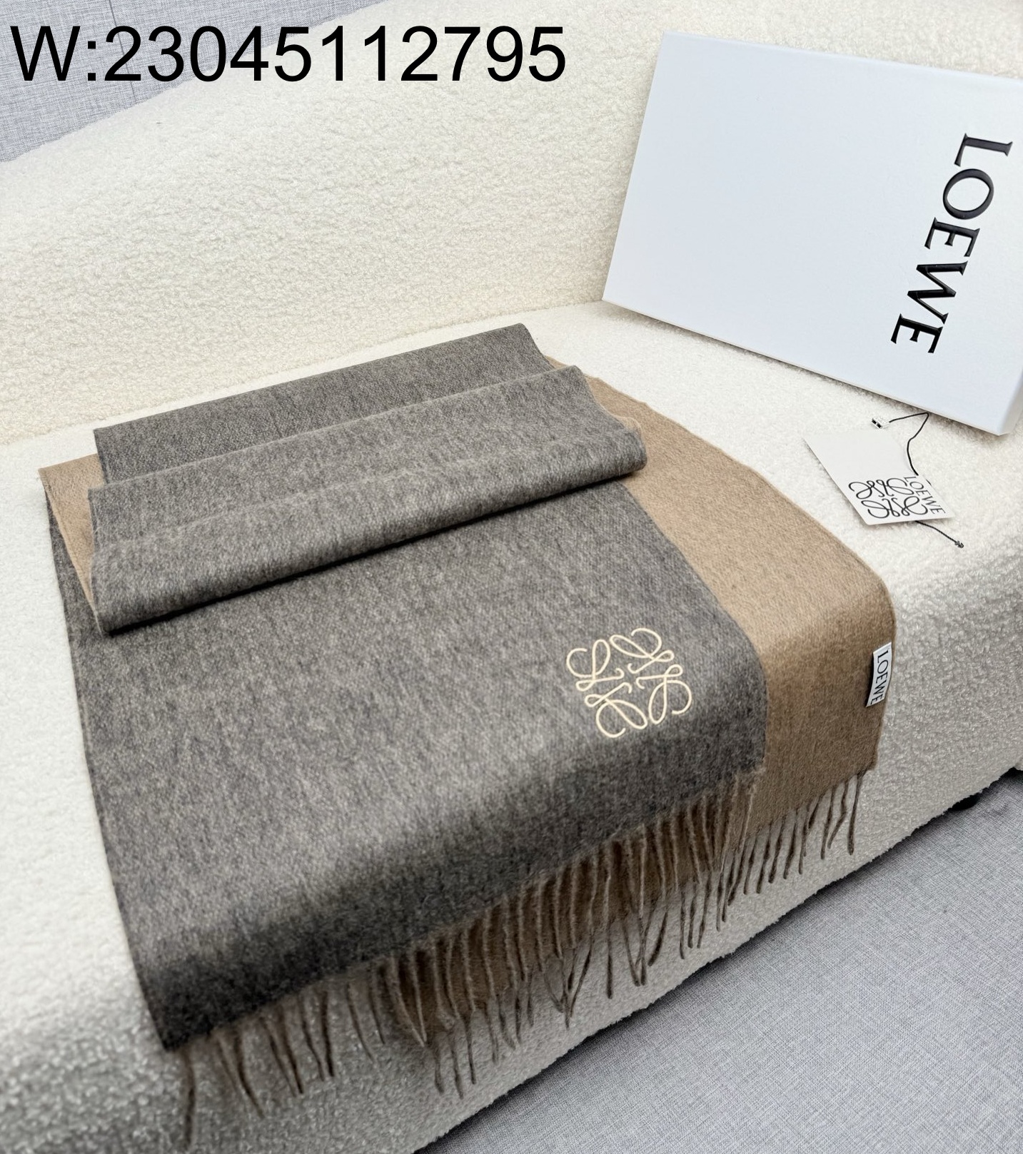 AGG 로에베 베이직 로고 태슬 스카프 30*180cm 다크 베이지 캐시미어 50% 양털 50%