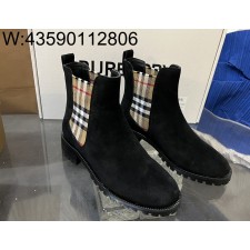 [152] 버버리 체크 이음 스웨이드 첼시 앵클 부츠 블랙