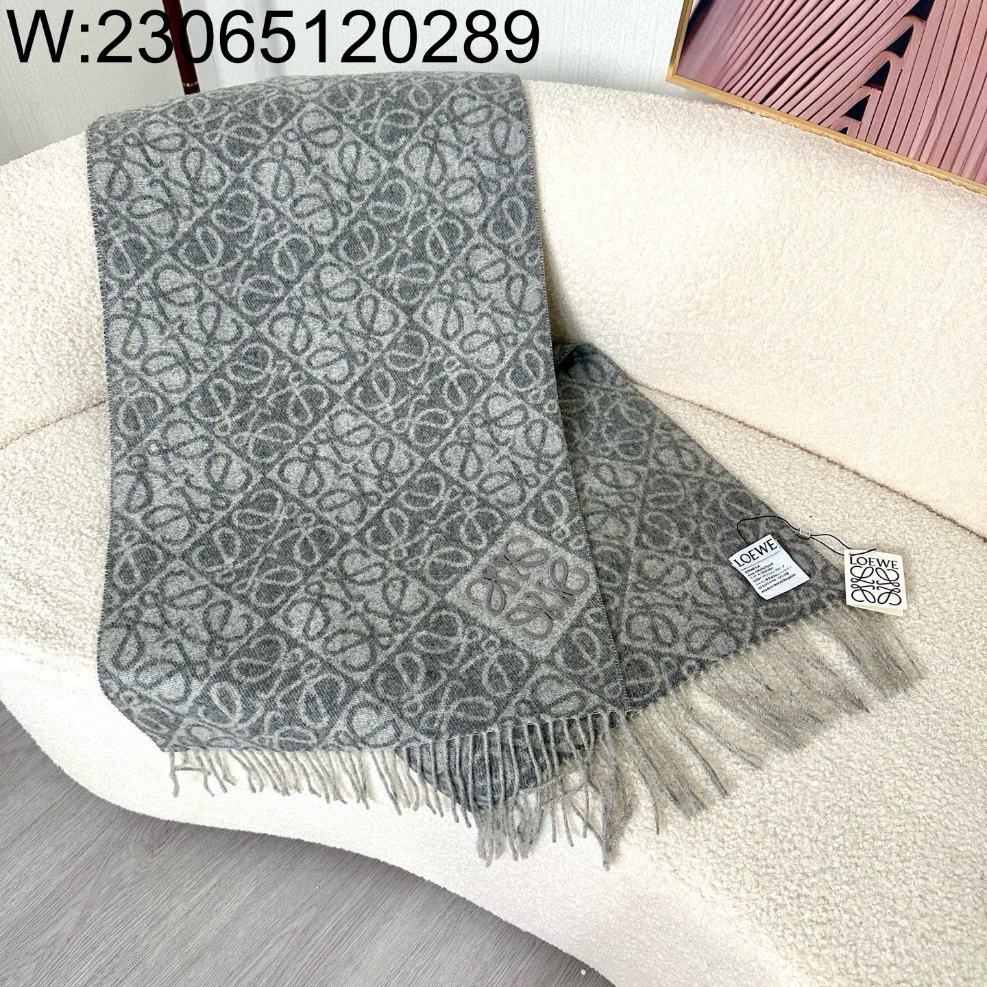 AGG 로에베 올 오버 아나그램 스카프 그레이 38*180cm 양털90% 캐시미어10%
