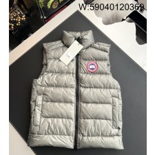 V공장 개나다구스 패딩 조끼 연그린