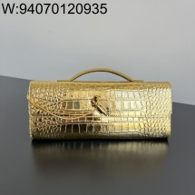 징 팩토리 보테가베네타 안디아모 클러치 741511 31*13*3cm 골드