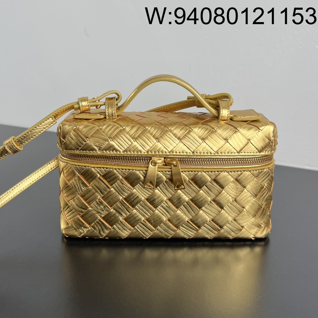 징 팩토리 보테가베네타 뱅뱅 배니티 케이스 789109 22*12.5*5cm 골드