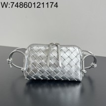 징 팩토리 보테가베네타 콘서트 파우치 794258 18.5*11.5*8.5cm 실버