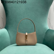 Pomegrante 생로랑 스무스...