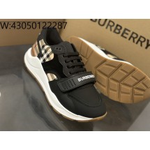 [152] 버버리 모노그램 체크 이음 찍찍이 스니커즈 블랙