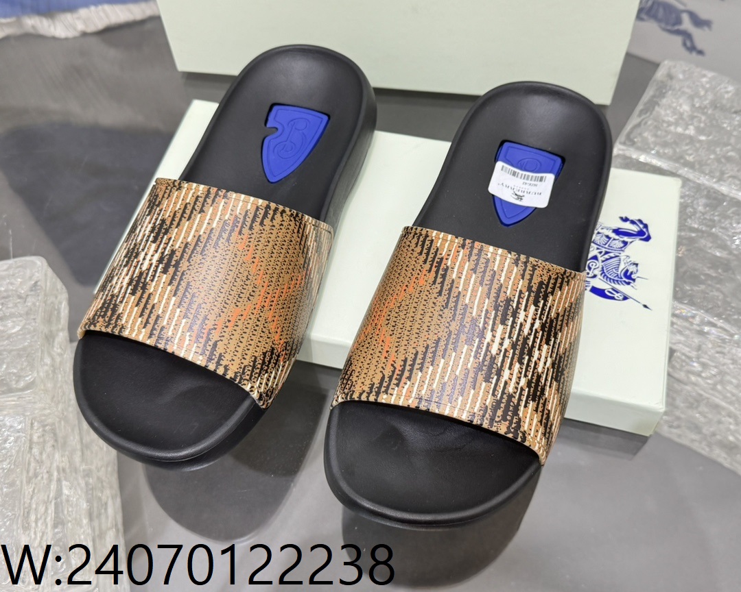 [152] 버버리 블루 B 체크 슬리퍼 브라운 남성용