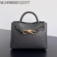 징 팩토리 보테가베네타 미니 안디아모 폰단트 805232 20*15*7cm 타조가죽 