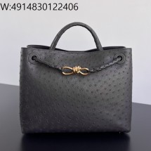 징 팩토리 보테가베네타 미디엄 안디아모 폰단트 817805 32*24*12cm 타조가죽