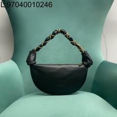 Pomegrante 생로랑 아말리...