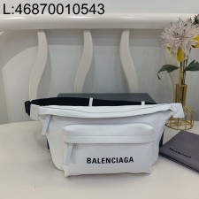 [dxg] 발렌시아가 에브리데이 벨트팩 화이트 32*17*5cm