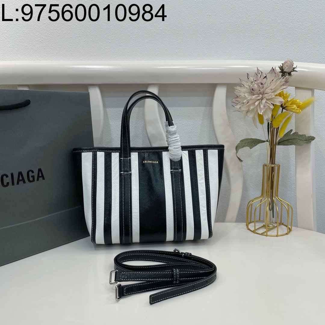 [dxg] 발렌시아가 레더 BARBES 바베스 이스트웨스트 토트백 겸 숄더백 671409 29*19*11cm