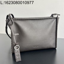 징 팩토리 보테가베네타 코리에레 메신저 백 39*29*14.5cm 초콜릿 826852