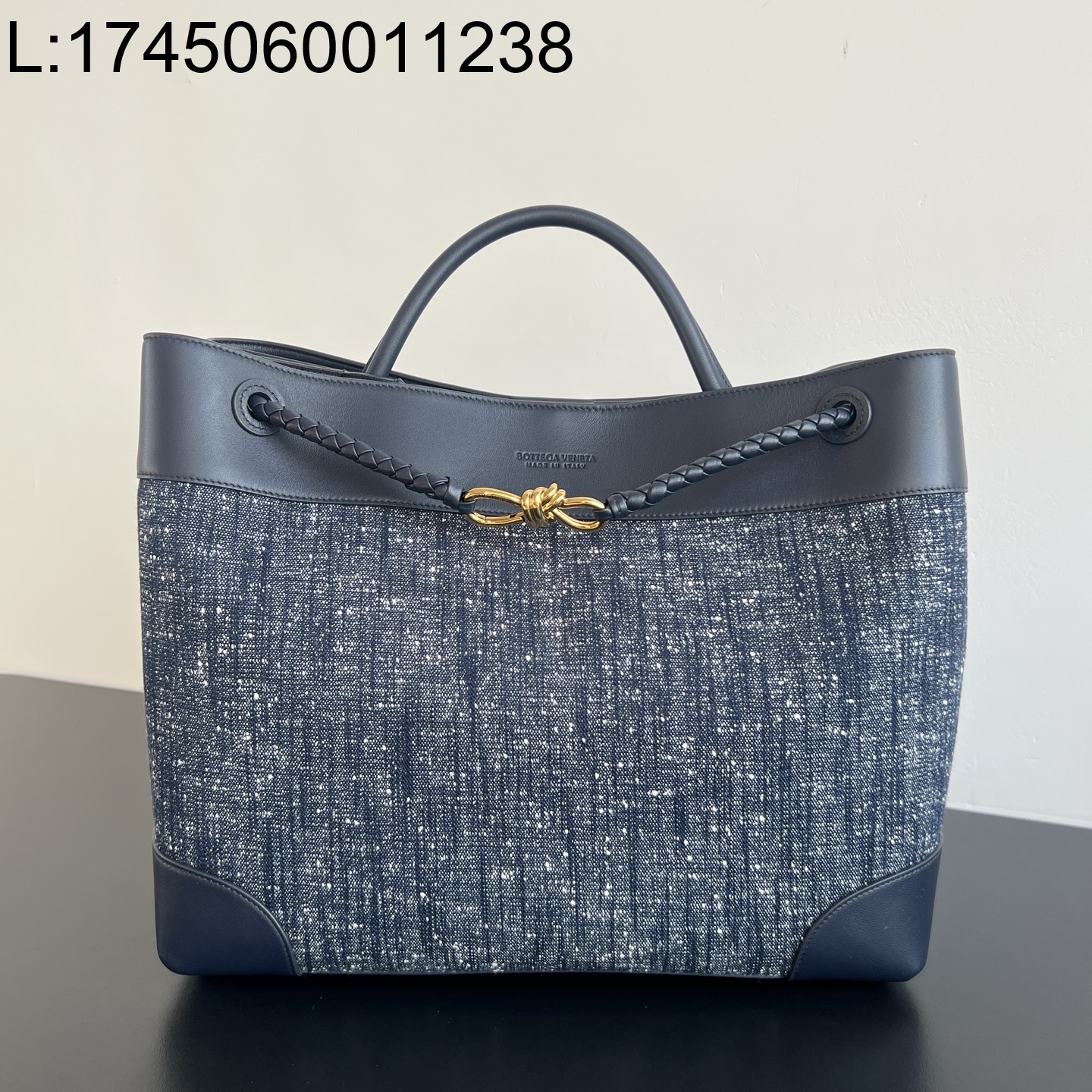 징 팩토리 보테가베네타 라지 안디아모 786194 42*35*18cm 데님 블루