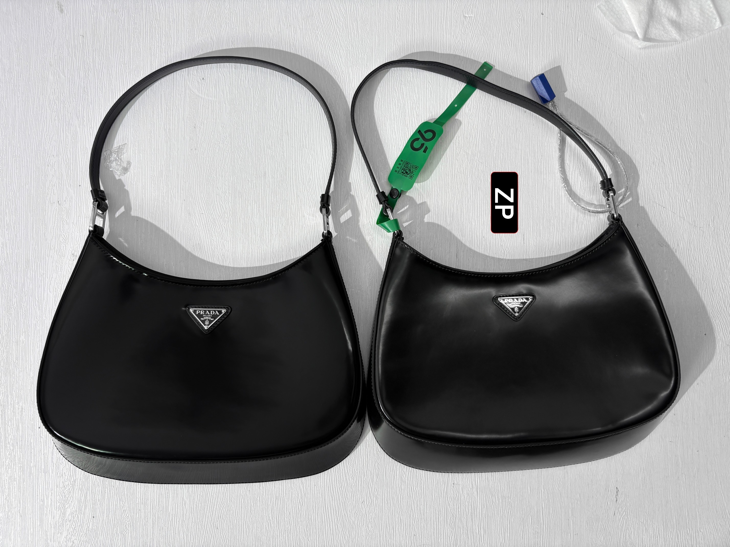 [사슬공장2] 프라다 클레오 브러시드 숄더 백 블랙