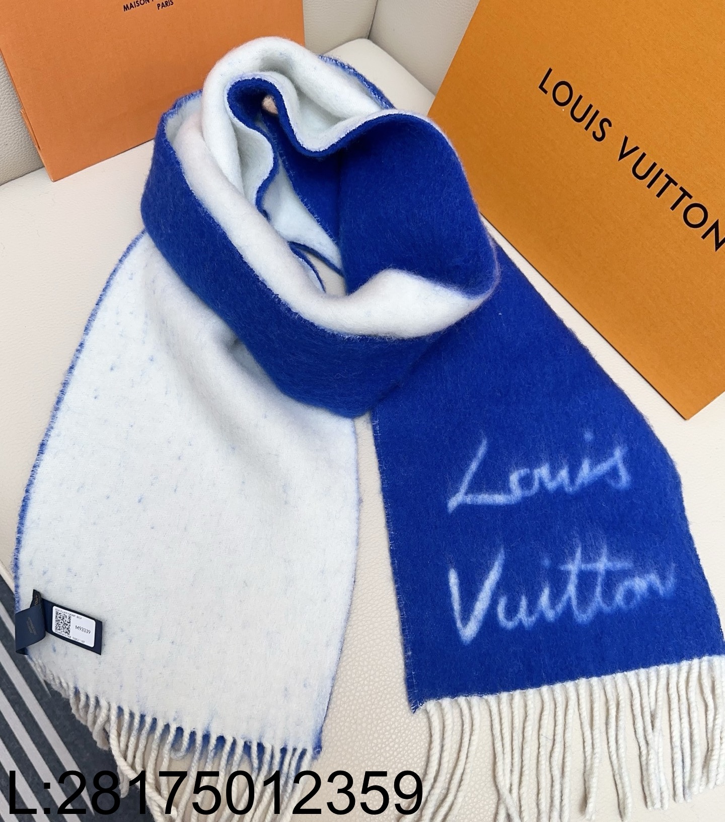 AGG 루이비통 모노그램 양색 스카프 블루 화이트 25*200cm 면양털 58% 42%알파카