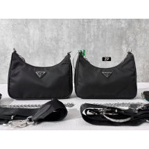 [사슬공장2] 프라다 리에디션 2005 리나일론 앤 사피아노 레더 백 참 블랙