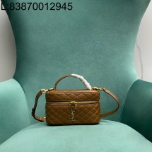 Pomegrante 생로랑 램스킨 소재의 GABY 베니티 백 미니 766731 브라운 18.5*6.5*11.5cm