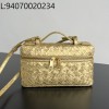 징 팩토리 보테가베네타 뱅뱅 배니티 케이스 789109 22*12.5*5cm 빈티지 골드