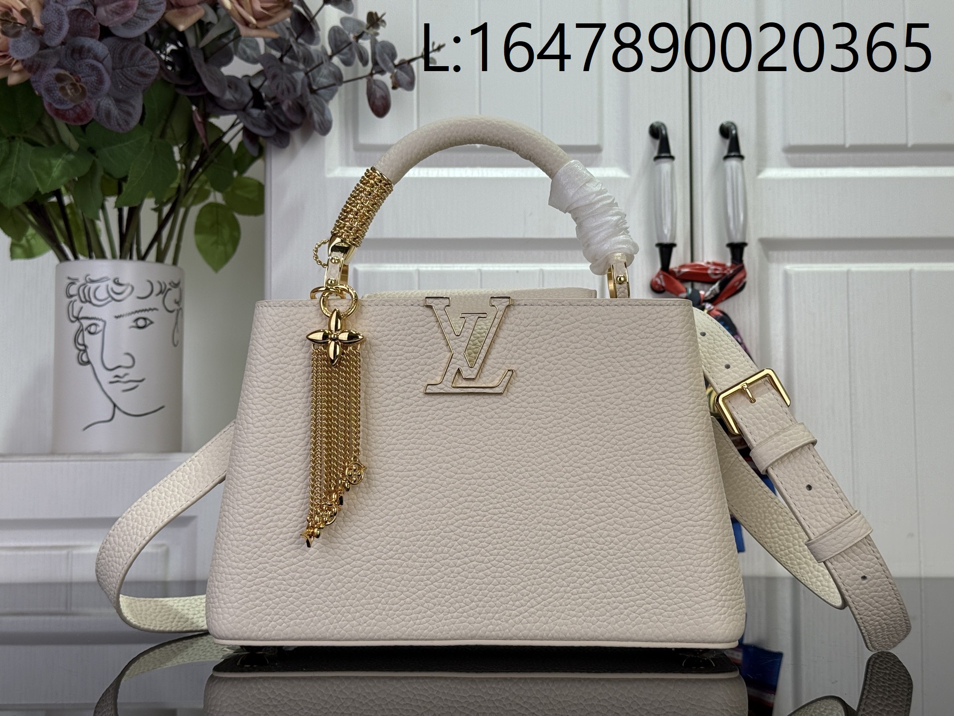 [88factory] 루이비통 카퓌신 BB M26328 M26531 M48865 27*18*9cm 아이보리