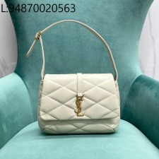 Pomegrante 생로랑 퀼티드 램스킨 LE 57 숄더백 화이트 698567 24*5.5*18cm